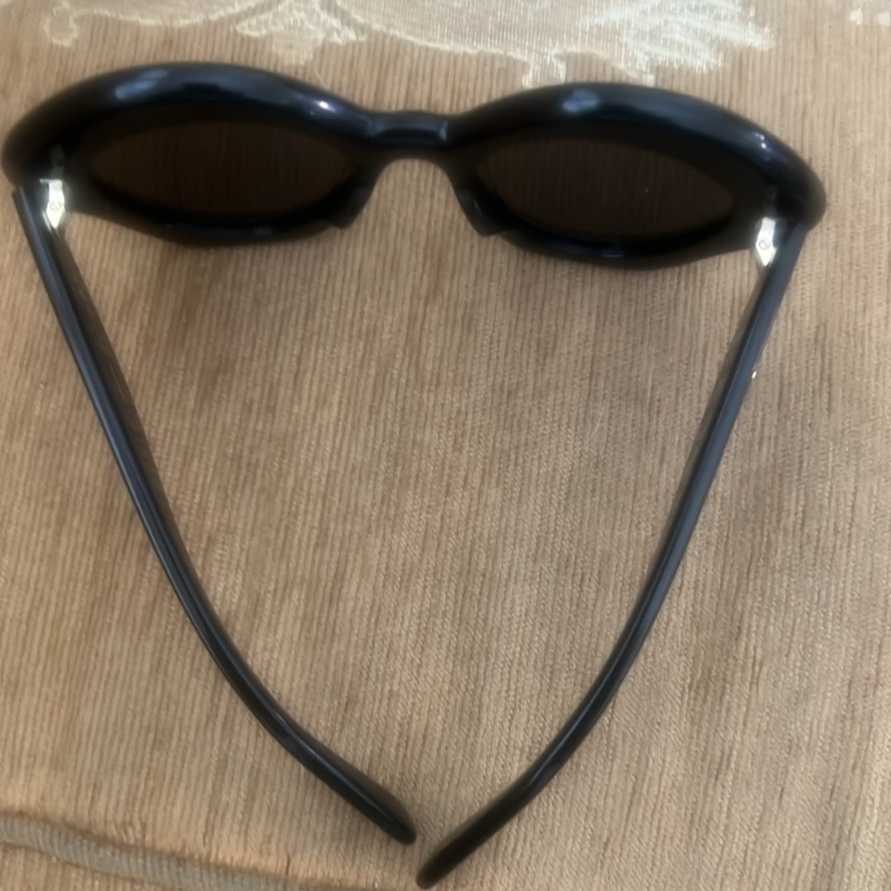 LOEWE CURVED LOGO ACETATE ROUND BLACK‎ SUNGLASSES LW40125U NWOT - Picture 10 of 11